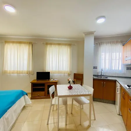 Estudio En El Bajondillo A 50M De La Playa